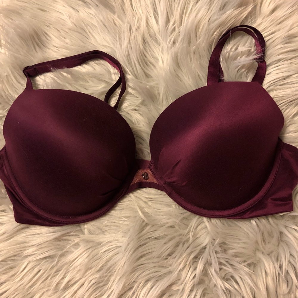 Victoria Secret Fabulous Plunge Bra